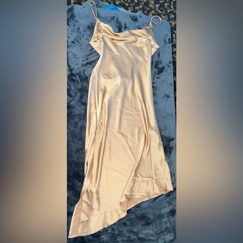 Petal & Pup Cyprus Dress in Gold Size 6 New with tag - Picture 12 of 16